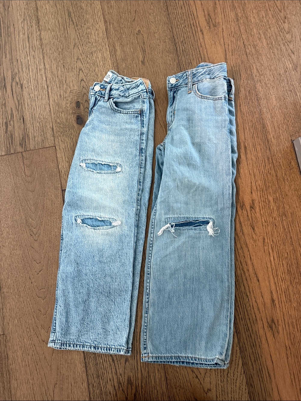 **LIKE NEW** Abercrombie girls Light Blue Distressed Jeans (set of 2)